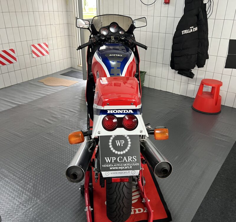 Honda VF1000R - immagine 3