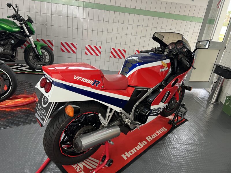 Honda VF1000R - immagine 4