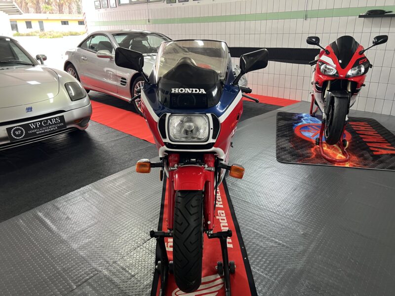 Honda VF1000R
