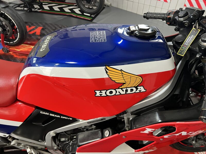 Honda VF1000R - immagine 6