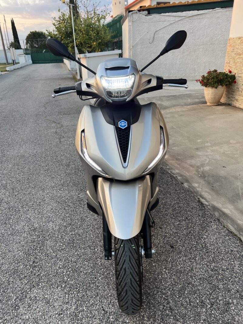 Piaggio Beverly S 400 HP-E - immagine 4