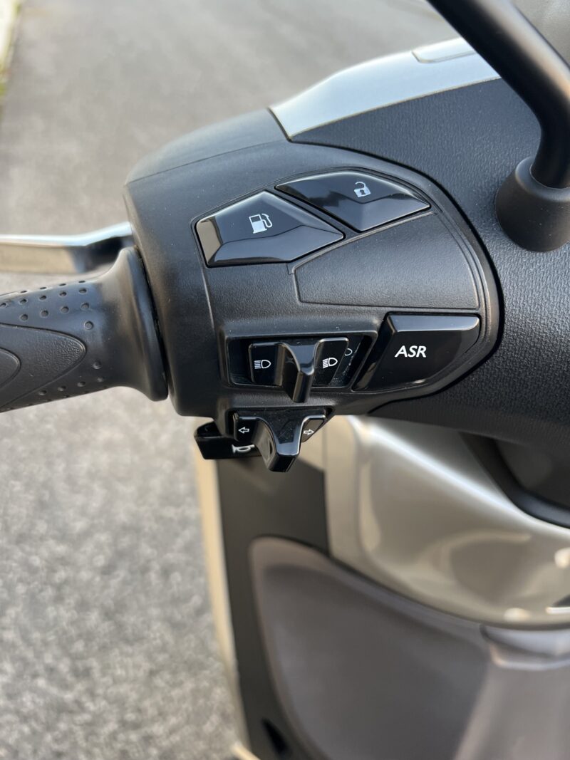 Piaggio Beverly S 400 HP-E - immagine 6