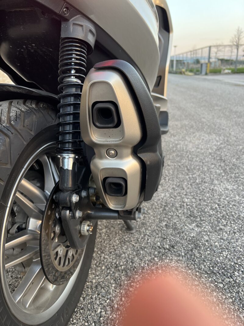 Piaggio Beverly S 400 HP-E - immagine 8