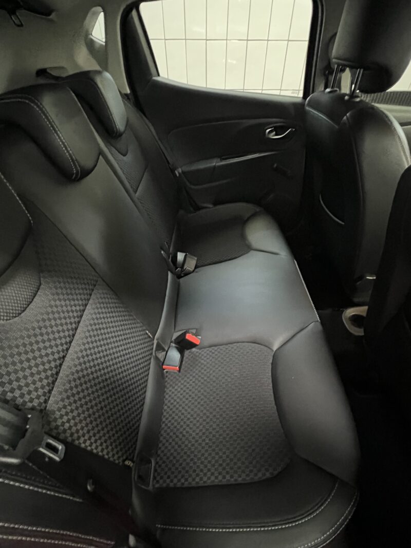 Renault clio 1.5 dci Business 75 cv - immagine 9