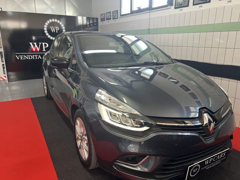 Renault clio 1.5 dci Business 75 cv - immagine 20