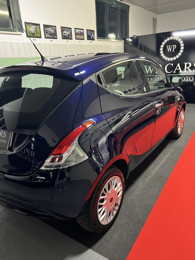 Lancia Ypsilon Ypsilon 1.2 Gold ecochic Gpl 69cv my16 - immagine 13