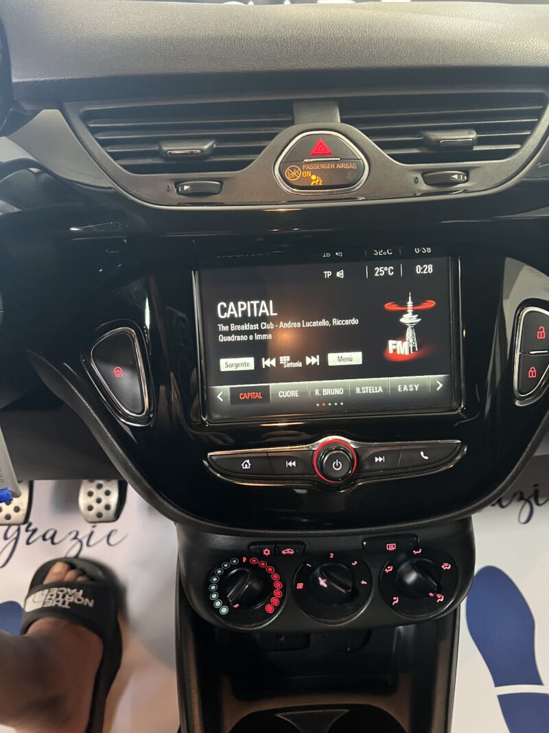 Opel corsa 1.2 Innovation B-color - immagine 16