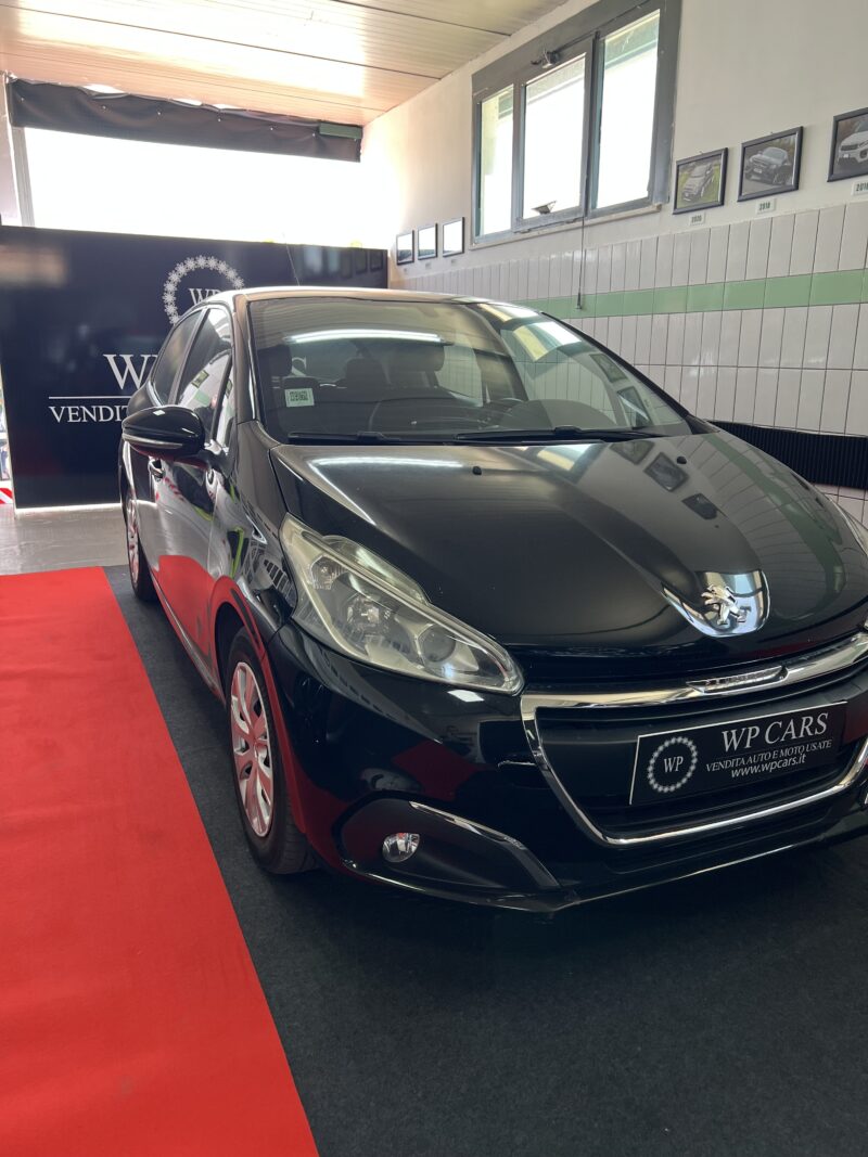 Peugeot208 208 5p 1.4 hdi 8v Business - immagine 4