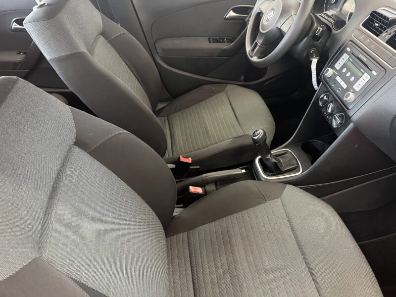 Volkswagen Polo Polo 5p 1.6 tdi Comfortline 90cv - immagine 13