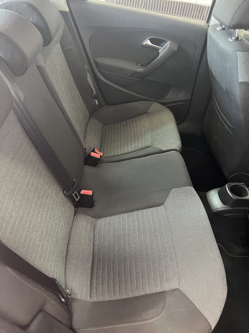 Volkswagen Polo Polo 5p 1.6 tdi Comfortline 90cv - immagine 16