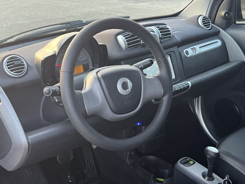 smart forTwo Fortwo 1.0 mhd Pure 61cv FL - immagine 21