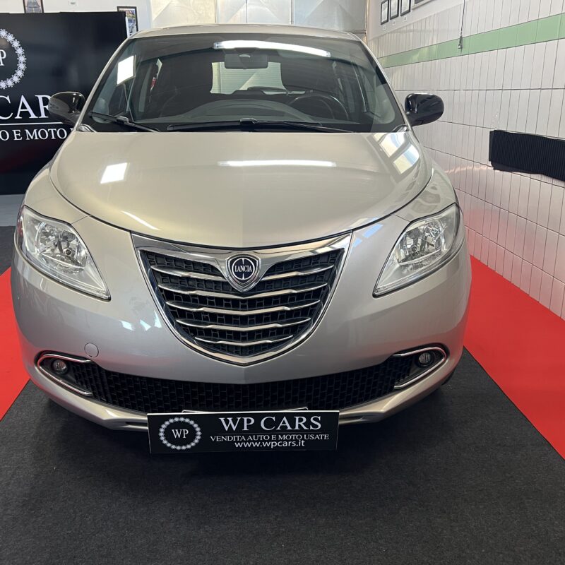 Lancia Ypsilon 1.2 ecochic Gold Metano